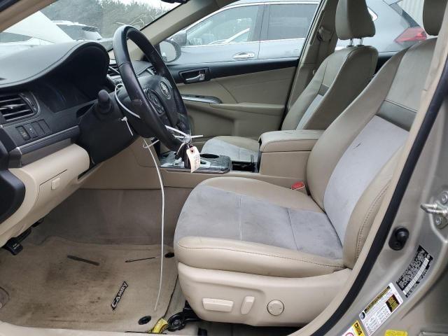 2014 Toyota Camry Hybrid