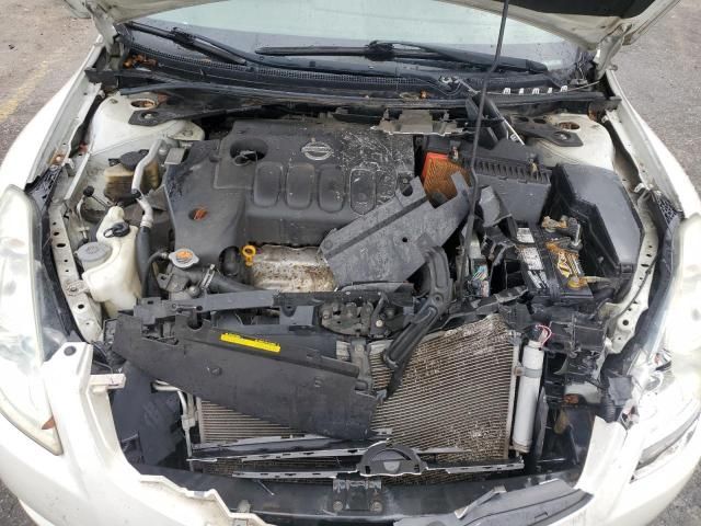 2010 Nissan Altima Base