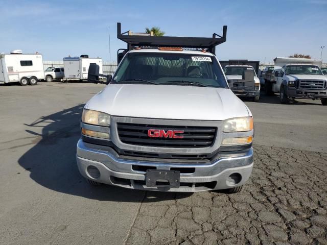 2005 GMC New Sierra C3500