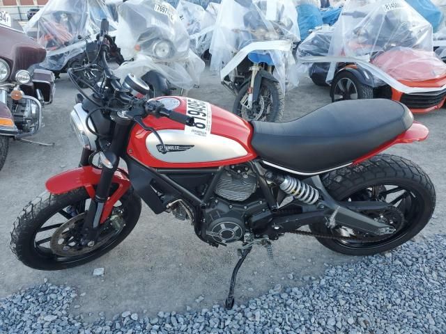 2015 Ducati Scrambler 800