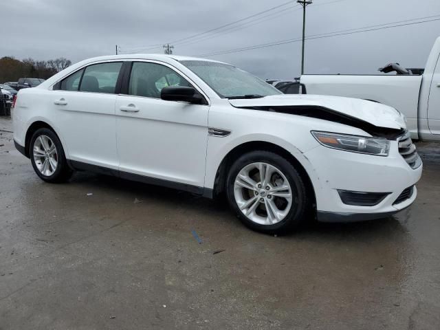 2015 Ford Taurus SE