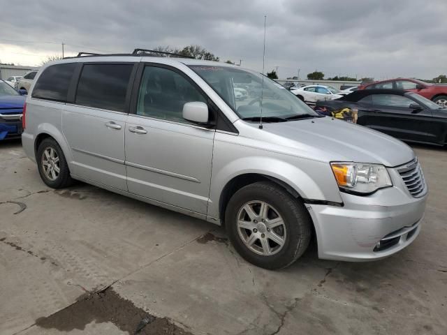 2011 Chrysler Town & Country Touring L