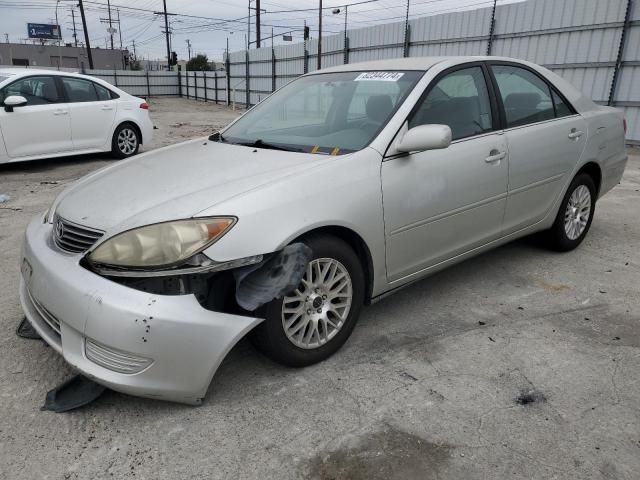 2005 Toyota Camry LE