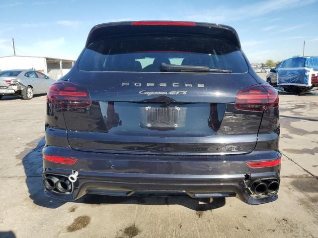 2016 Porsche Cayenne GTS