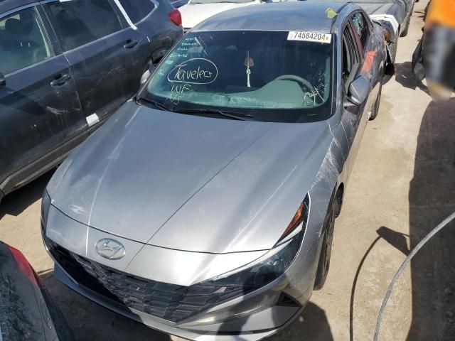 2022 Hyundai Elantra SEL