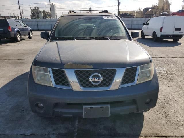 2006 Nissan Pathfinder LE