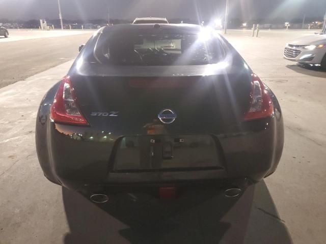 2016 Nissan 370Z Base