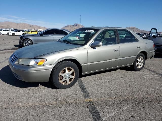 1997 Toyota Camry LE