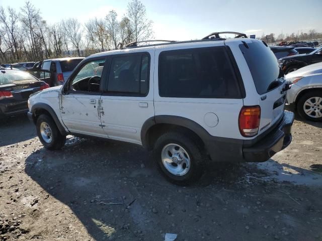 2000 Ford Explorer XLS