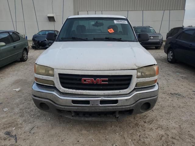 2005 GMC New Sierra C1500