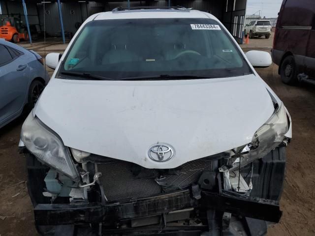 2014 Toyota Sienna XLE