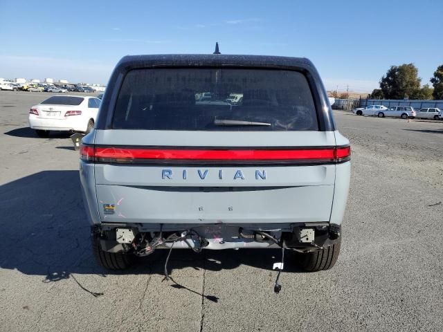 2024 Rivian R1S Adventure