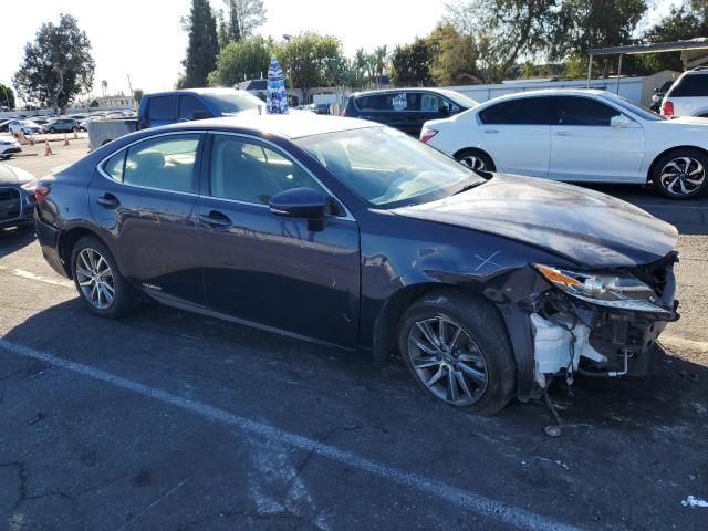 2016 Lexus ES 300H