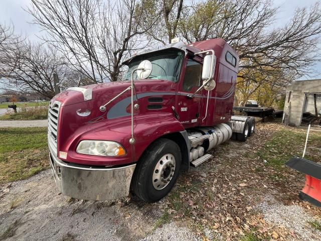 2016 Mack 600 CXU600