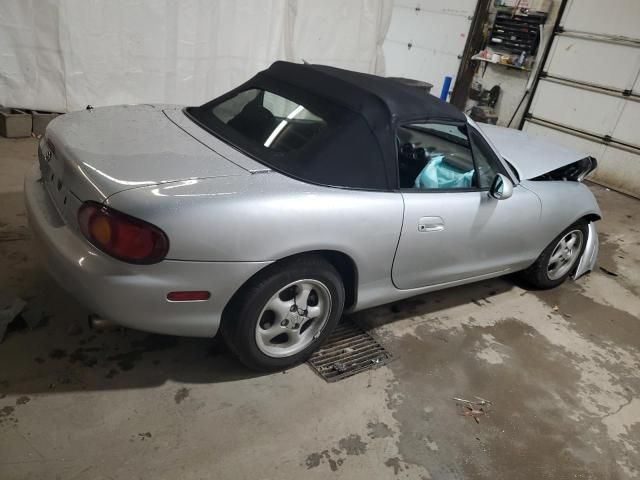 2000 Mazda MX-5 Miata Base