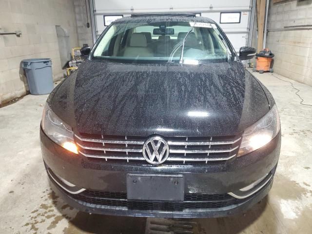 2015 Volkswagen Passat SEL