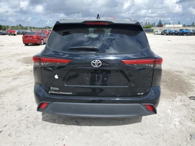 2021 Toyota Highlander XLE