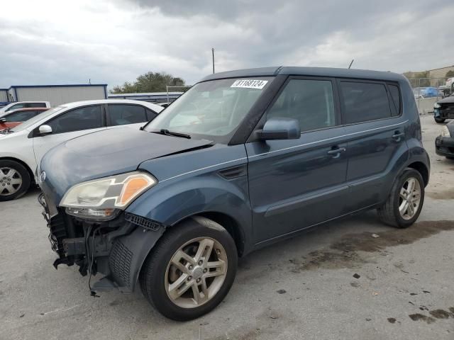 2011 KIA Soul +