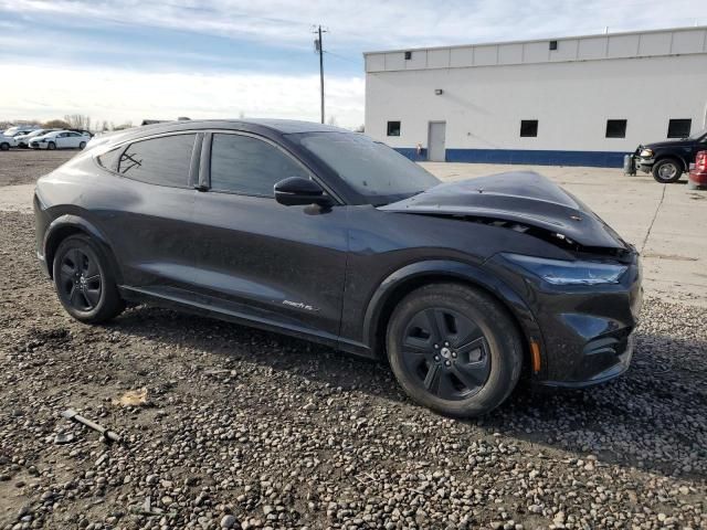 2022 Ford Mustang MACH-E California Route 1