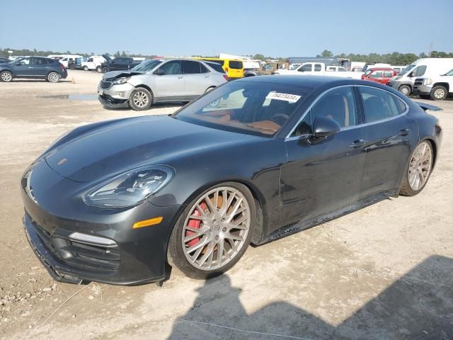 2019 Porsche Panamera Turbo