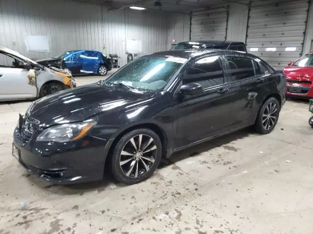 2014 Chrysler 200 Touring