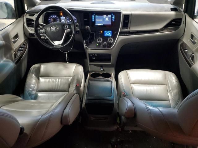 2015 Toyota Sienna XLE