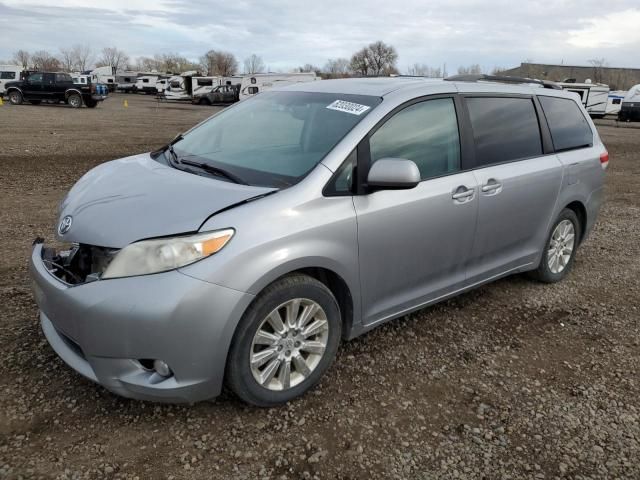 2011 Toyota Sienna XLE