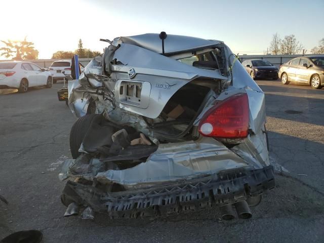 2004 Nissan Maxima SE