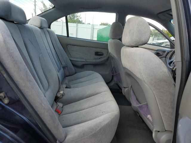 2004 Hyundai Elantra GLS