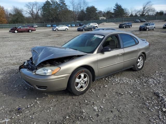 2005 Ford Taurus SE