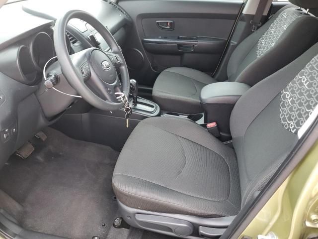 2010 KIA Soul +