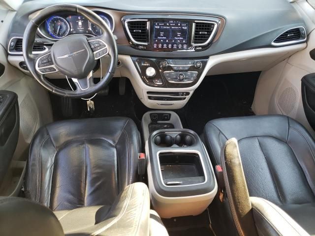 2017 Chrysler Pacifica Touring L Plus