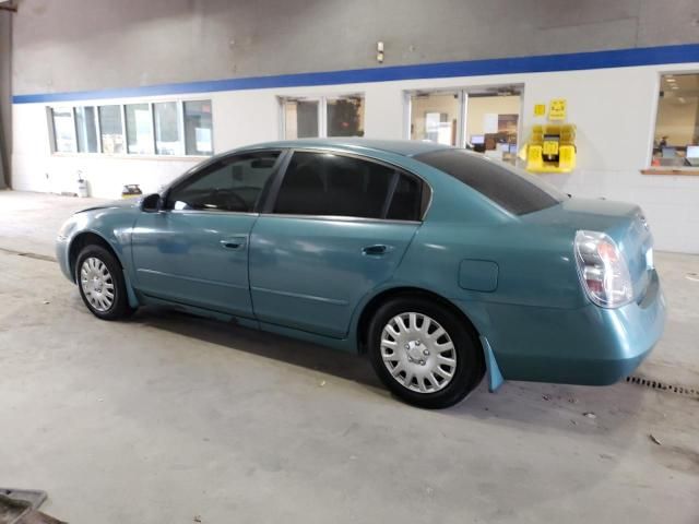 2002 Nissan Altima Base