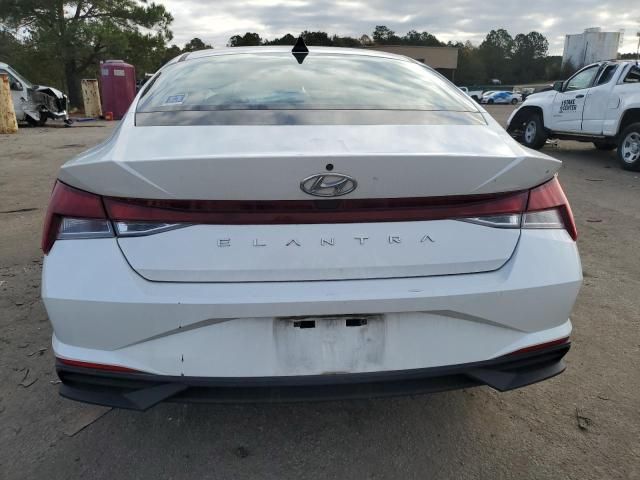 2021 Hyundai Elantra SE