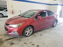 Carros salvage sin ofertas aún a la venta en subasta: 2017 Chevrolet Cruze LT