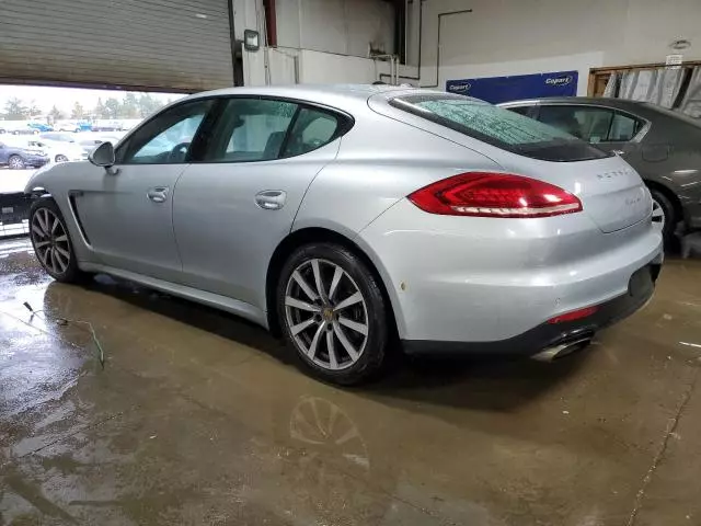 2014 Porsche Panamera 2