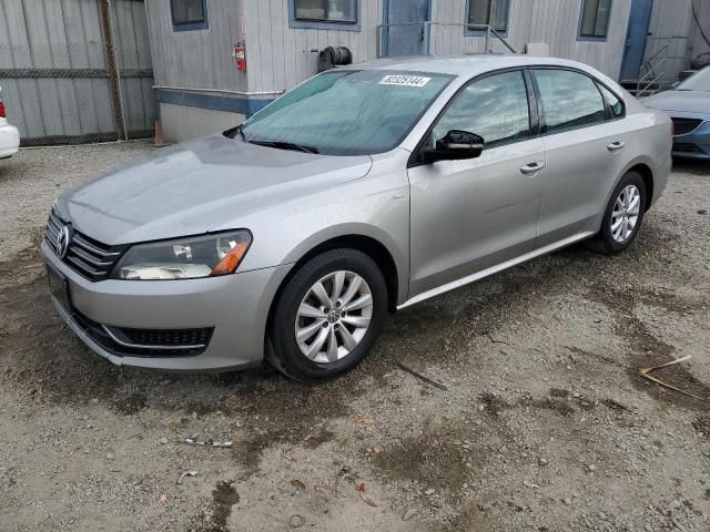 2014 Volkswagen Passat S