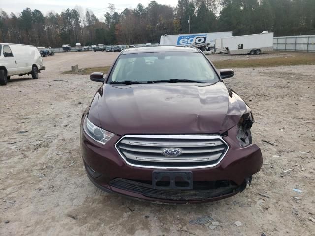 2018 Ford Taurus SEL