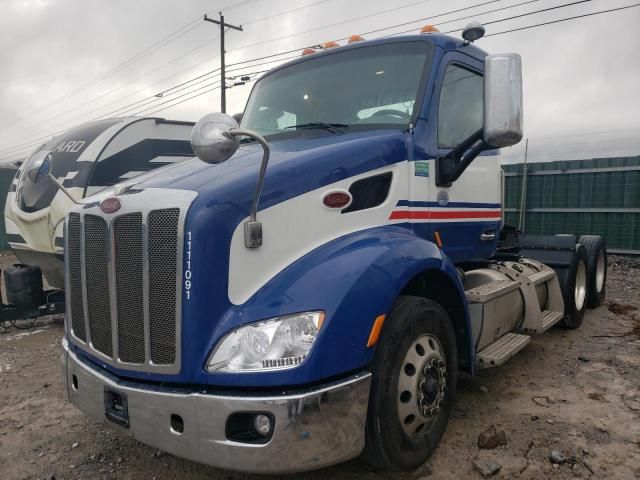 2015 Peterbilt 579