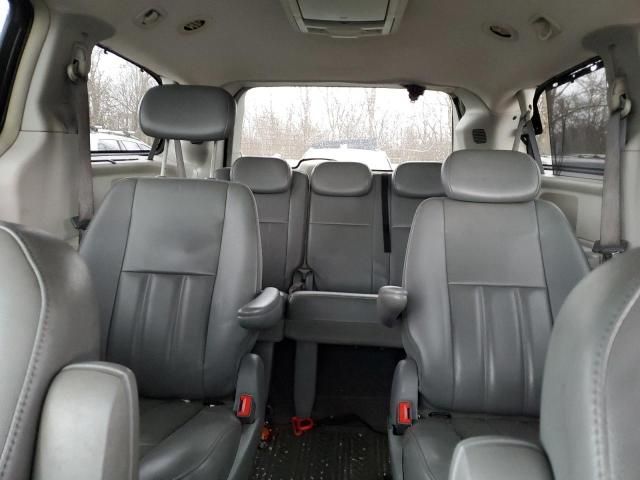 2009 Chrysler Town & Country Touring