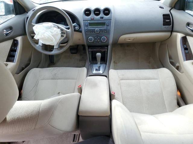 2010 Nissan Altima Base