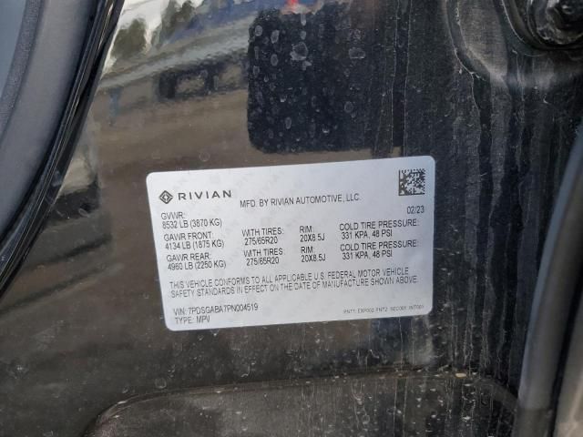 2023 Rivian R1S Adventure