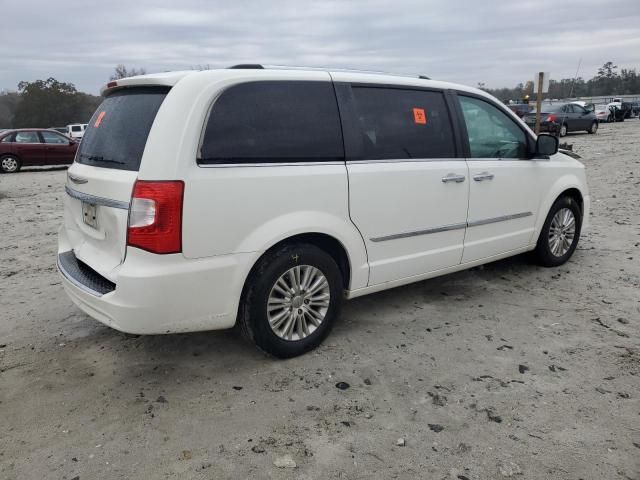 2013 Chrysler Town & Country Limited