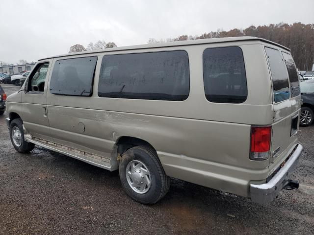 2013 Ford Econoline E350 Super Duty Wagon