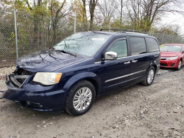 2012 Chrysler Town & Country Limited