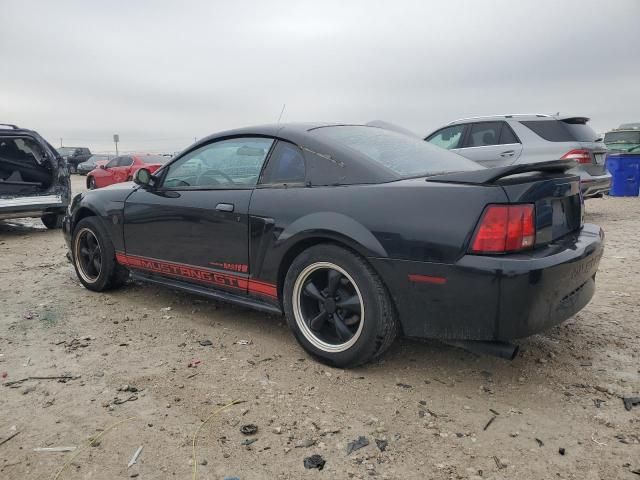 2000 Ford Mustang