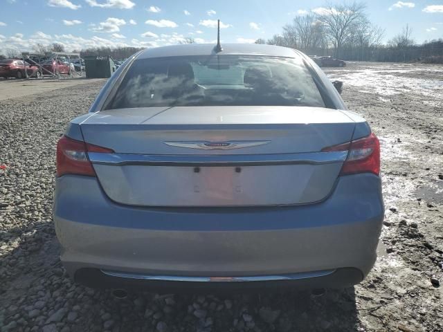 2013 Chrysler 200 Limited