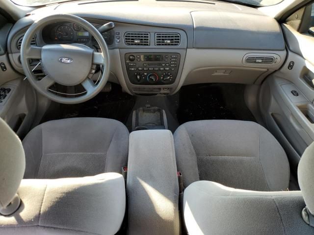 2005 Ford Taurus SE