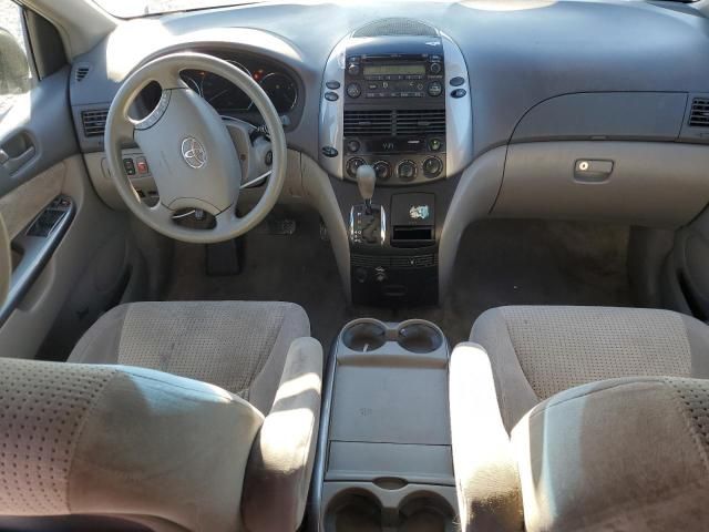 2007 Toyota Sienna LE