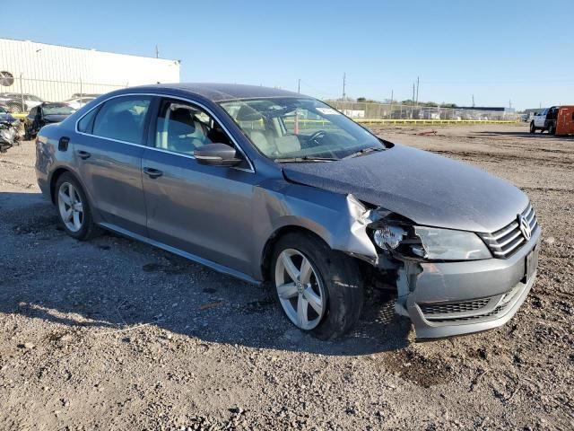 2013 Volkswagen Passat SE